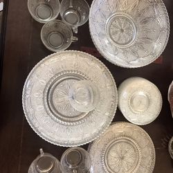 Vintage Federal Glass Heritage Stamped Clear Glass