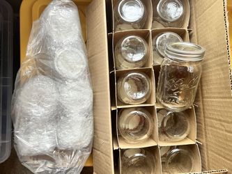 16 of Mason Jars 16 oz 