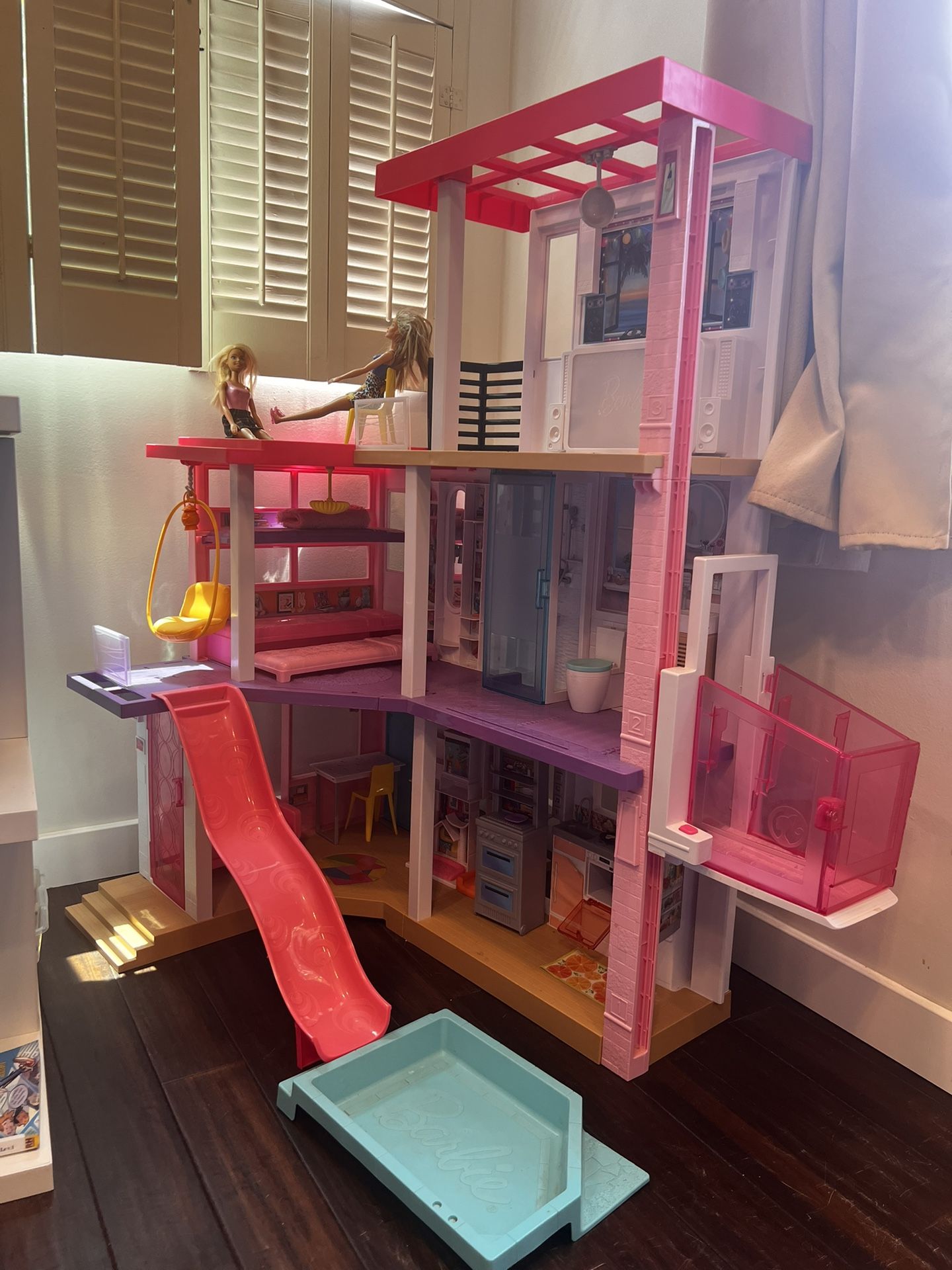 Barbie Doll Dream House