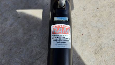 RV Trailer Jack
