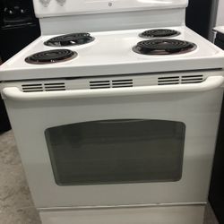 Gorgeous White Self Clean Stove 
