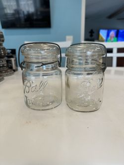 Antique Ball Jars Ex Cond