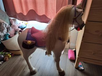 Rapunzel Maximus Interactive Toy