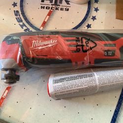 M12 Multi-tool