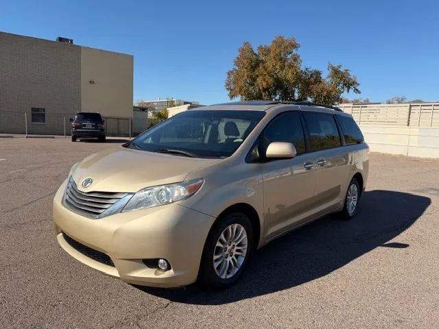 2011 Toyota Sienna