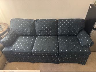 Couch- (pineapple print)