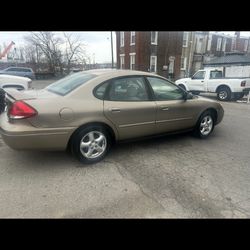 2009 ford Taurus