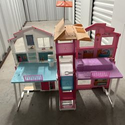 Doll House 