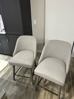 2 Stool Chairs