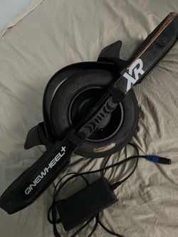 Onewheel XR w/ accessories