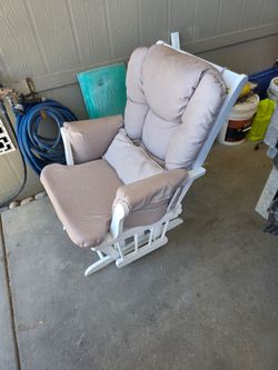 Rocking chair