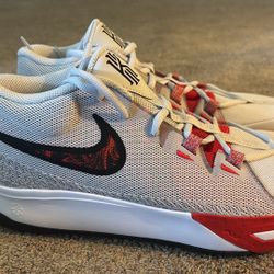 Brand New Nike Kyrie Flytrap 6 Grey Red Men's Size 10 Basketball Shoes