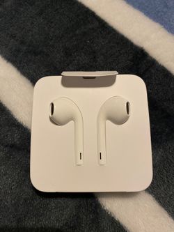 EarPods not wireless