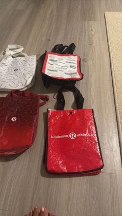 Lululemon bags