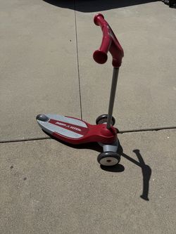 Radio Flyer Kid's Scooter