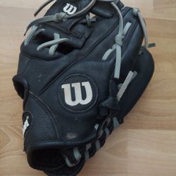 Wilson Youth A450 all Purpose Baseball Glove