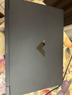 HP Victus 15.6” gaming laptop Mica Silver