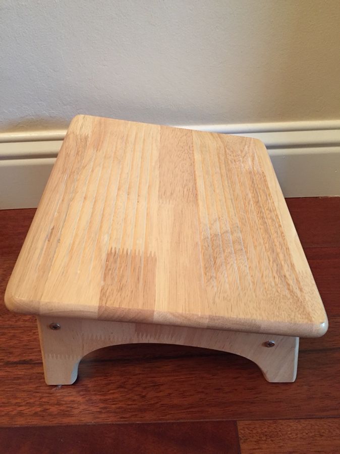 Medela nursing breast stool for Sale in San Jose CA OfferUp