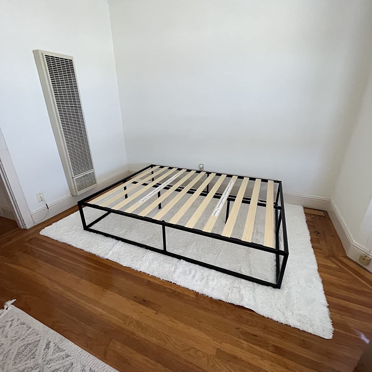 Bed Frame Minimalistic Queen 