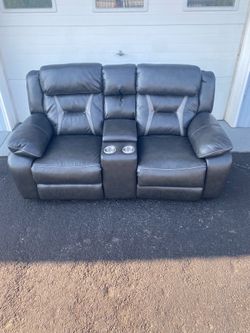 Leather Reclining Loveseat w/ Console, Cup Holders & Storage