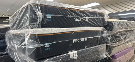 Nectar Premier Copper Memory Foam Queen size mattress 14” inches $229 only  Close out deals