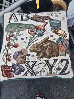 TAPESTRY GARDEN SQUIRREL PILLOW