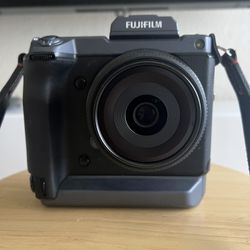 Fuji GFX 100 + 50mm F 3.5