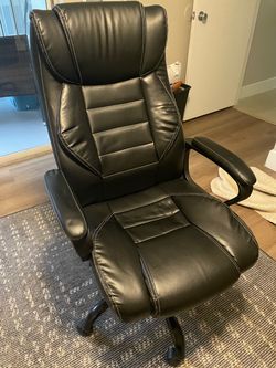 Black Leather High-Back Executive Office Chair