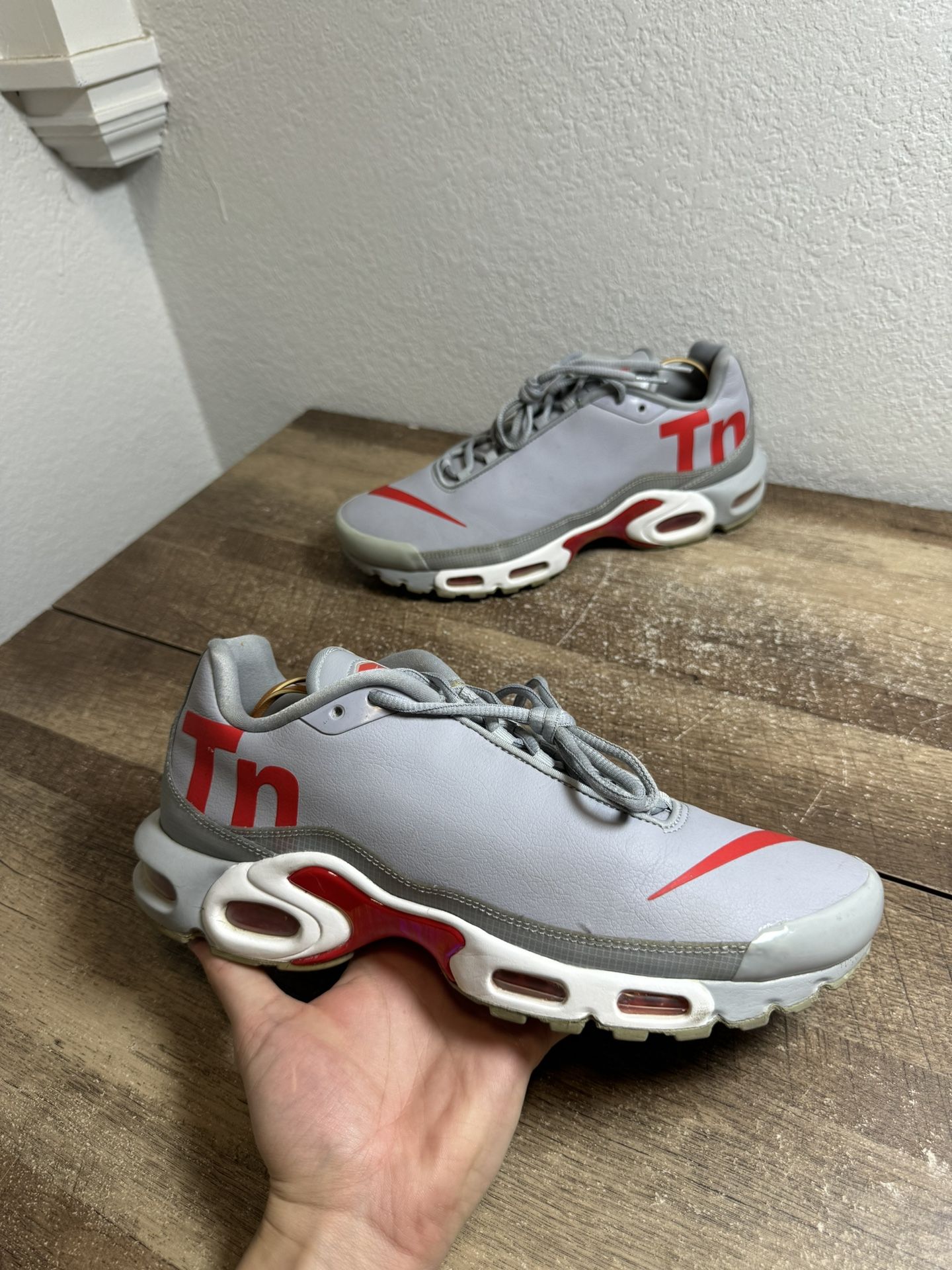 Nike Air Max Plus TN SE Men's Shoes Sneakers AQ1088-001 Size 10.5 Shoes