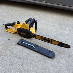 DEWALT 15 AMP 18in Corded Electric Chainsaw