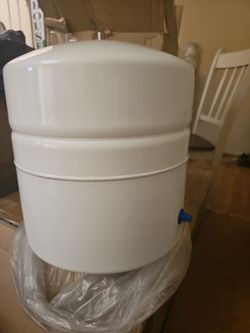 New stainless steel Reverse Osmosis Water Storage tank