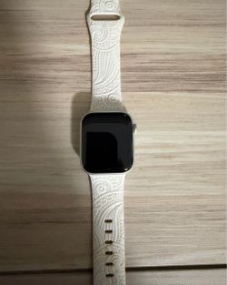 Apple Watch SE