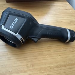 FLIR E4 Thermal Imaging Camera
