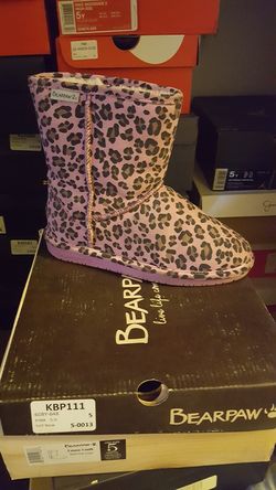Bearpaw boots Size 5