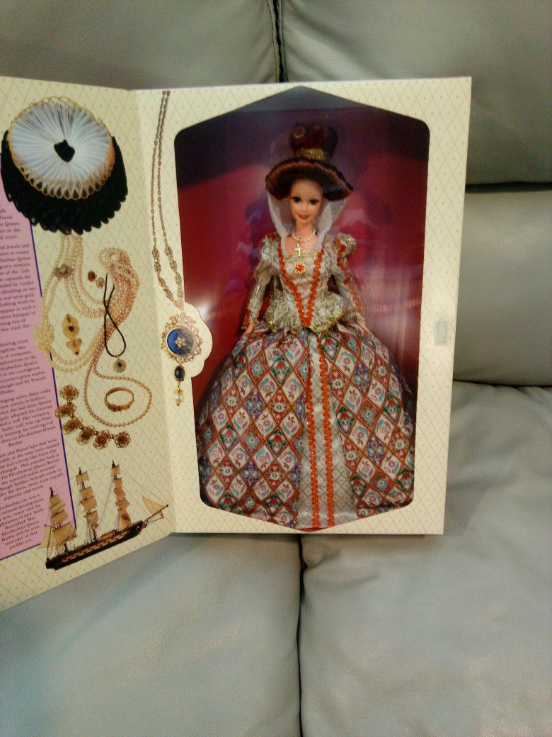 1994 Elizabethan Queen Barbie - Limited Edition - The Great Eras Collection - NRFB