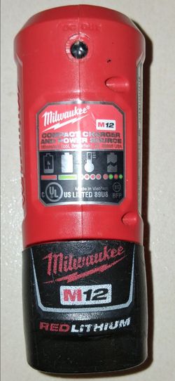 Milwaukee M12 Compact Charger & Power Source