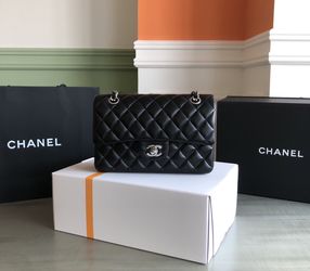 Classic women's crossbody bag