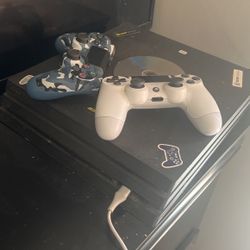PS4 Pro with 2 Controllers and USB