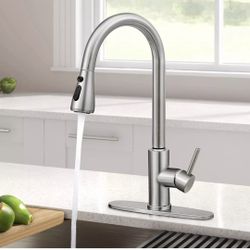 KITCHEN FAUCET 