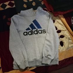 Adidas Boys XL Sweater
