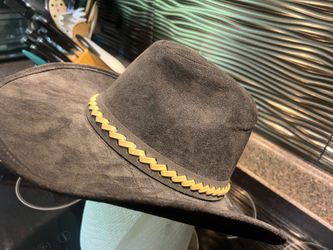 Western hat, NEW, Black, Suede fabric, will fit up to size 71/4. Has a great shape $49.