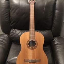 Yamaha Classical Acoustic Guitar 