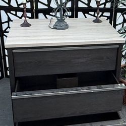 BEZIER SINGLE VANITY