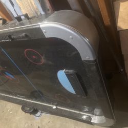 Air Hockey Table