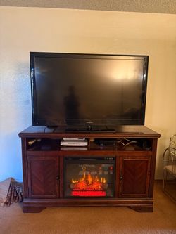 Electric Fireplace TV Stand Console - Brand New