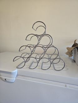 Crate & Barrel 10  Bottle Wine Rack 