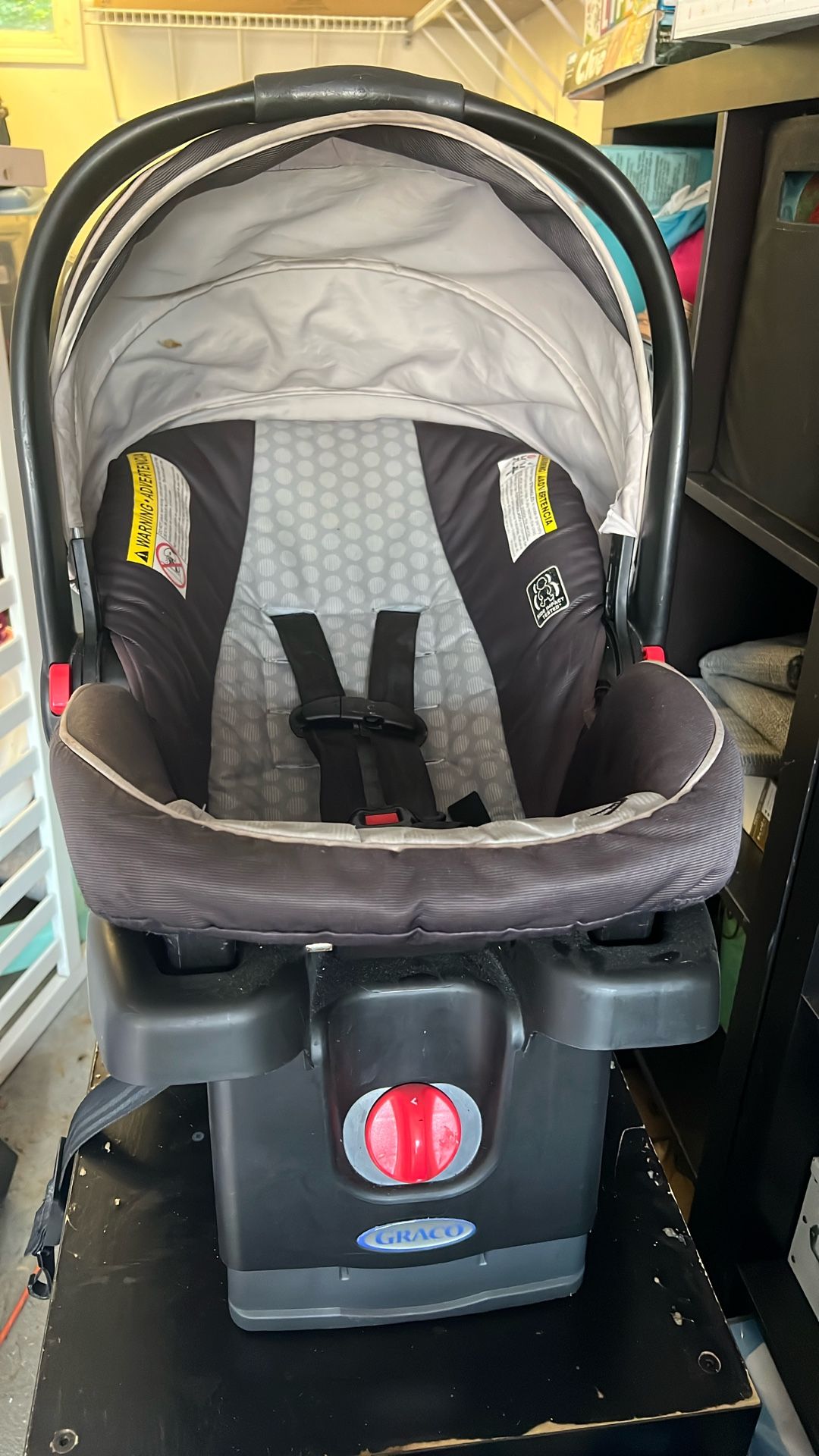 Graco Snugride 35 With Base Car seat