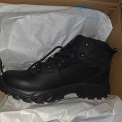 NEW Columbia Boots 