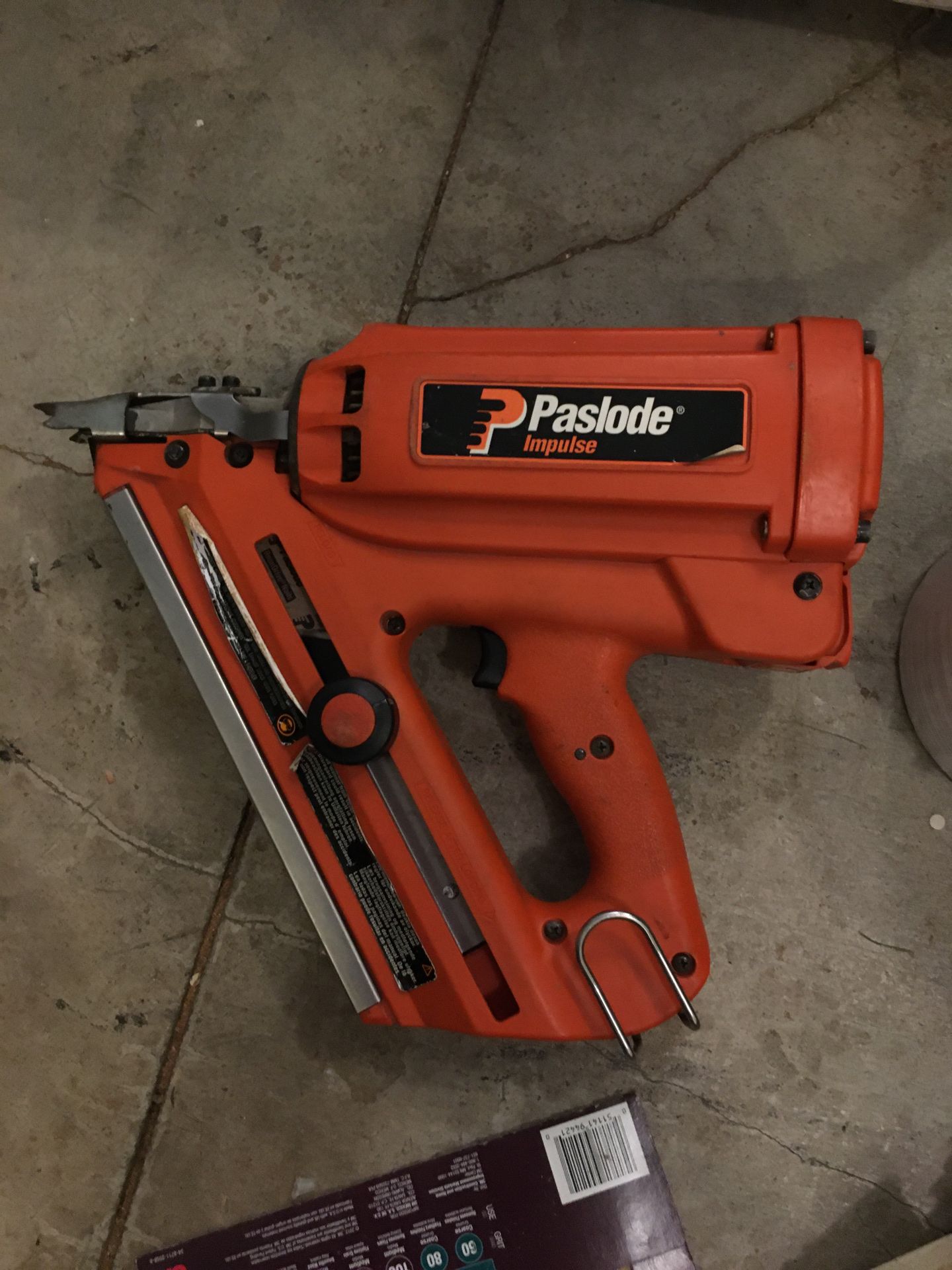 Cordless paslode framing nailer