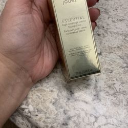 New Jouer High Coverage Crème Foundation